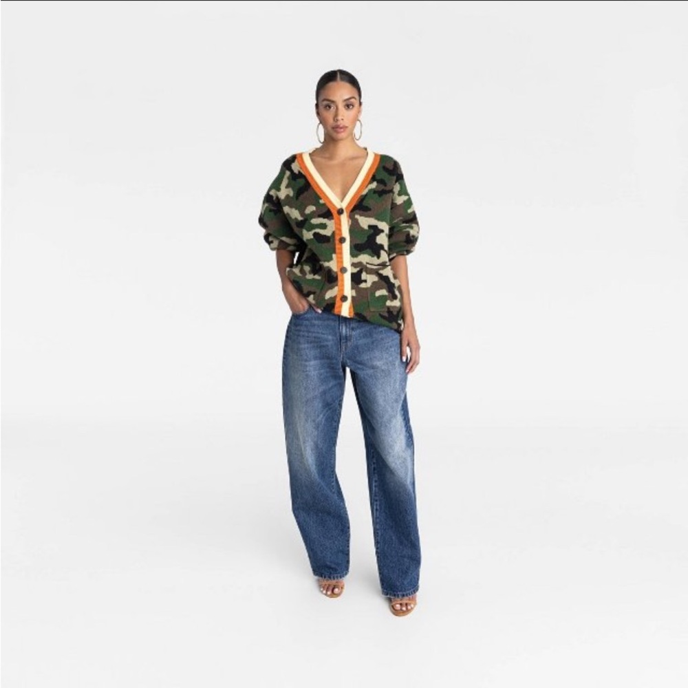 NWT KBB by KAHLANA Women's 'The Slouchy Cardigan' - Olive Camo M - Picture 3 of 4